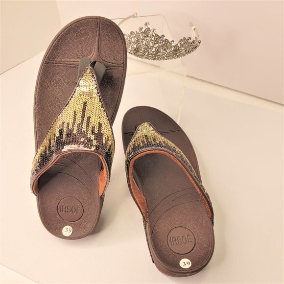 BROWN Sparkly Size 8 Summer Wedge Sandals Rhinestone Embellish Comfy Flip Flops - Picture 1 of 12
